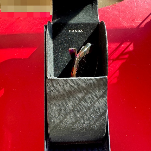 Prada Women\'s cat-eye tortoiseshell sunglasses w/ case & box PR 07YS Symbole main image 5